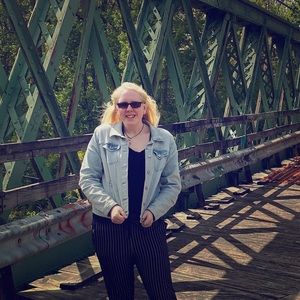 Meet your Posher, Bailey